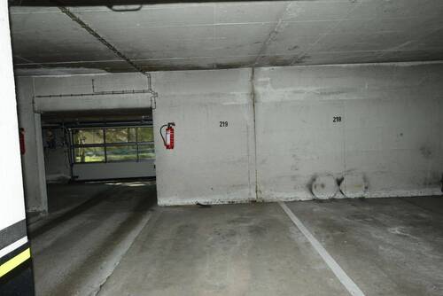 Tiefgaragenstellplatz - 