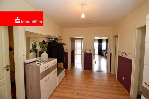 Flur - Eigentumswohnung im 4.OG eines Mehrfamilienhauses