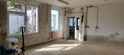 Großzügiger Eingangsbereich - 3 Zimmer Einfamilienhaus in Röbel