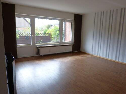 Wohnzimmer mit Terrassenzugang - 