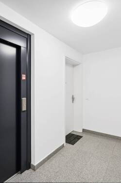 Flur - Etagenwohnung mit 54,00 m&sup2; in Gernsbach zum Kaufen