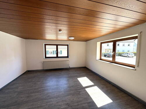 Wohnzimmer EG - Mehrfamilienhaus, Wohnhaus mit 320,00 m&sup2; in Ansbach zum Kaufen