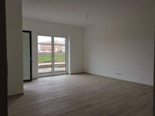 Wohnbereich - 2 Zimmer Etagenwohnung in Kist