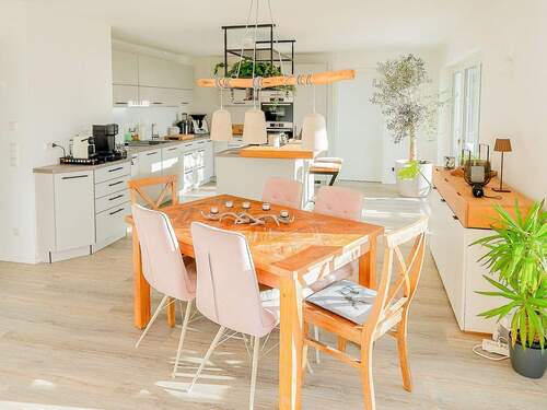 Essbereich - 5 Zimmer Etagenwohnung zum Kaufen in Utting am Ammersee