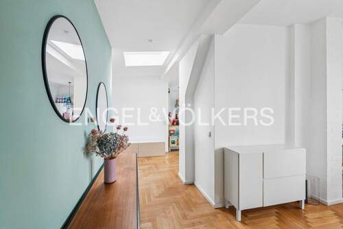 Flur - 4 Zimmer Etagenwohnung in Berlin