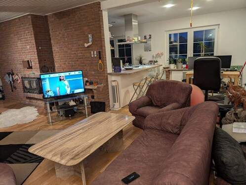 Wohn-/Esszimmer - 