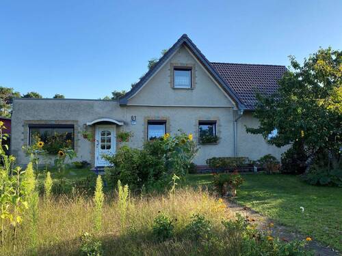 Hausansicht - 4 Zimmer Mehrfamilienhaus, Wohnhaus zum Kaufen in Schöneiche bei Berlin