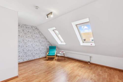Zimmer 1 im Dachgeschoss - 