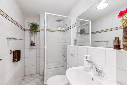 Badezimmer Untergeschoss - 