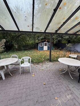 Terrasse mit Überdachung - 