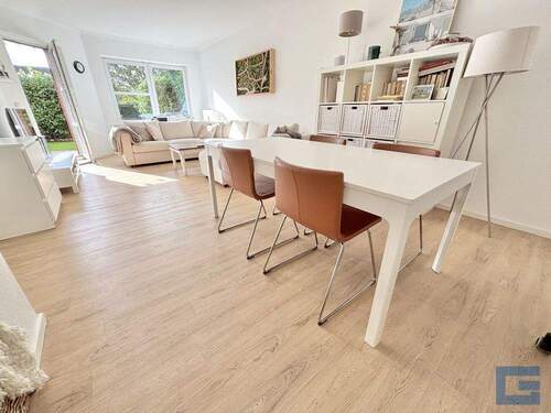 Wohnzimmer - 2 Zimmer Etagenwohnung zur Miete in Melsdorf