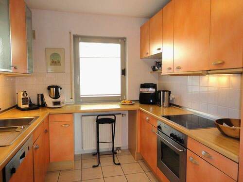 Beispiel mit Einbauküche - 