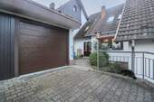 Garage + Eingang - Reihenmittelhaus mit 133,10 m&sup2; in Albstadt zum Kaufen