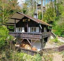 Liebhaber-Objekt: Herrliches, authentisches Holzblockhaus mit Balkon und Terrasse in der Nähe von Manderscheid