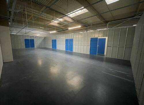 Bild 4 - Halle in Potsdam zur Miete