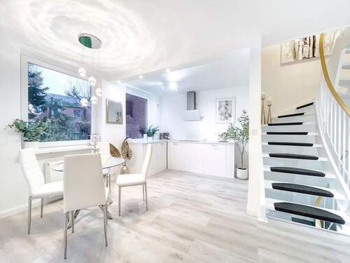 Moderne, offene Gestaltung - 4 Zimmer Reihenmittelhaus in Hamburg