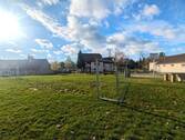 Sportplatz vor dem Haus - 