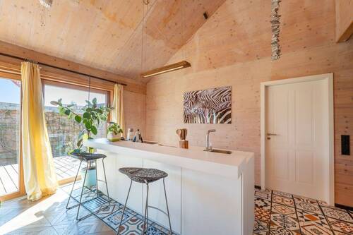 Wohn-Essbereich mit offener Küche - 4 Zimmer Mehrfamilienhaus, Wohnhaus in Puschendorf