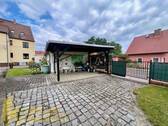 Blick auf den Carport - 
