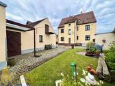 Ostansicht - Hofbereich - 1 Zimmer Mehrfamilienhaus, Wohnhaus zum Kaufen in Weißwasser