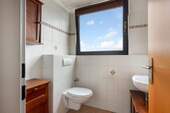 Gäste-WC - Etagenwohnung mit 91,00 m² in Korschenbroich zum Kaufen