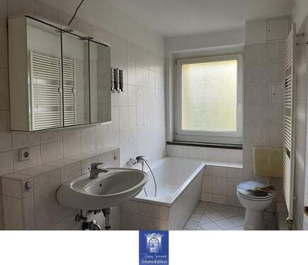 Bad - Etagenwohnung mit 51,00 m&sup2; in Großharthau zur Miete