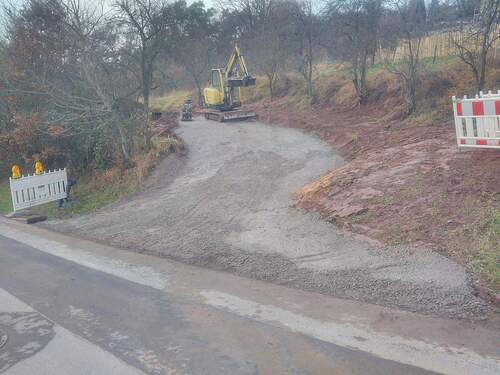 Neu erbaute Einfahrt - Grundstück in Breuberg