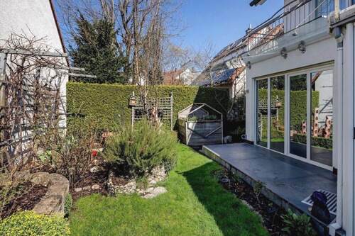 Terrassenansicht - 8 Zimmer Einfamilienhaus in Puchheim