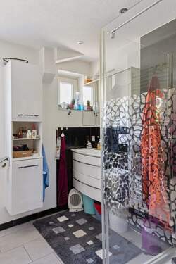 Tageslichtbad - Mehrfamilienhaus, Wohnhaus mit 110,00 m&sup2; in Bietigheim-Bissingen zum Kaufen