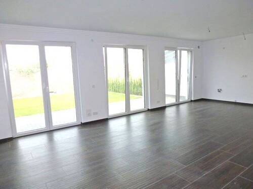 Wohnen/ Kochen Erdgeschoss - 