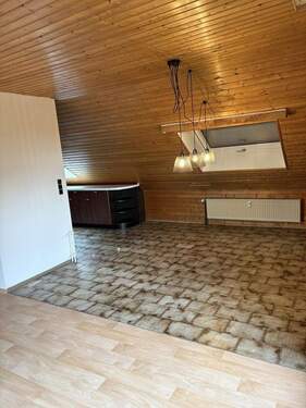 Essbereich - Etagenwohnung mit 120,00 m² in Ermreus zur Miete