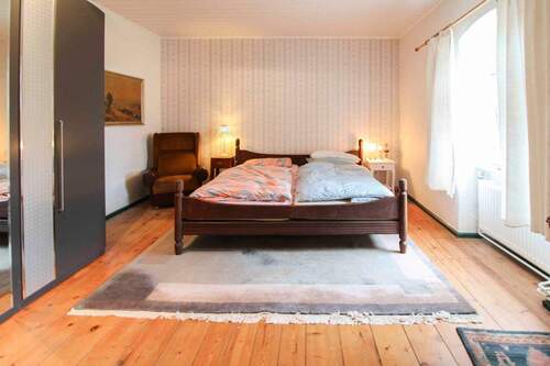 Schlafzimmer 2 EG - 