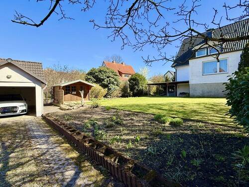 Garage mit separater Zufahrt - 