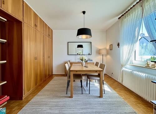 Esszimmer - virtuell möbliert - 5 Zimmer Einfamilienhaus in Osnabrück