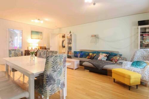WZ - 5 Zimmer Etagenwohnung in Frankfurt