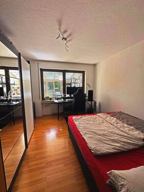Schlafzimmer EG - 