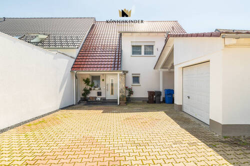 Hofeinfahrt - 
