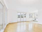 Offener Wohn-/ Ess-/ Kochbereich - 4 Zimmer Etagenwohnung in München