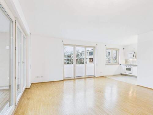 Offener Wohn-/ Ess-/ Kochbereich - 4 Zimmer Etagenwohnung in München