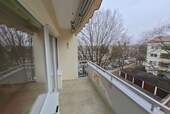Ausblick Balkon Wohnzimmer - 