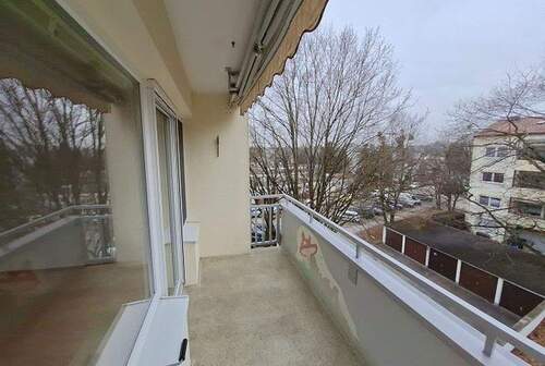 Ausblick Balkon Wohnzimmer - 