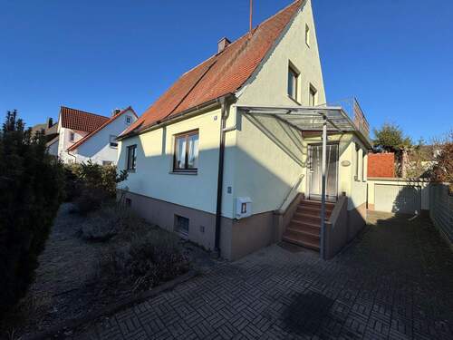 Titelbild - Baugrundstück für 3 Reihenhäuser in Karlsfeld zu verkaufen!