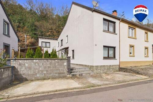 REMAX Immobilien DeLux Haus in Losheim am See - Britten zu verkaufen - 