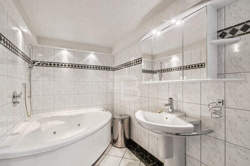 Badezimmer UG - 