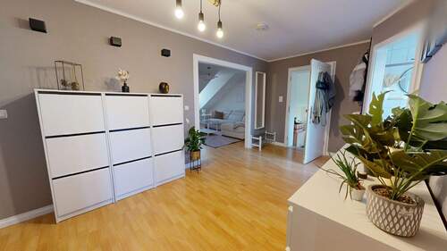 Eingangsbereich DG - 