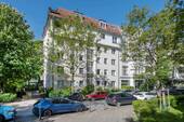 Außenansicht - Zwischen Altbauflair & Kiezkultur - 3-Zimmer-Wohnung auf 89 m² mit EBK und Balkon in Friedenau