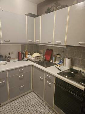 Einbauküche - 2 Zimmer Etagenwohnung in Würzburg