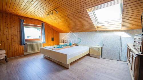 Schlafzimmer DG - 