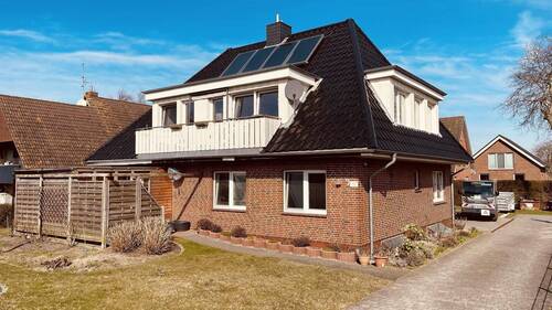 Haus in Alkerum - 8 Zimmer Einfamilienhaus zum Kaufen in Alkersum