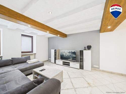 REMAX Immobilien DeLux Einfamilienhaus Bebelsheim Wohnen Mark Borowicz - 